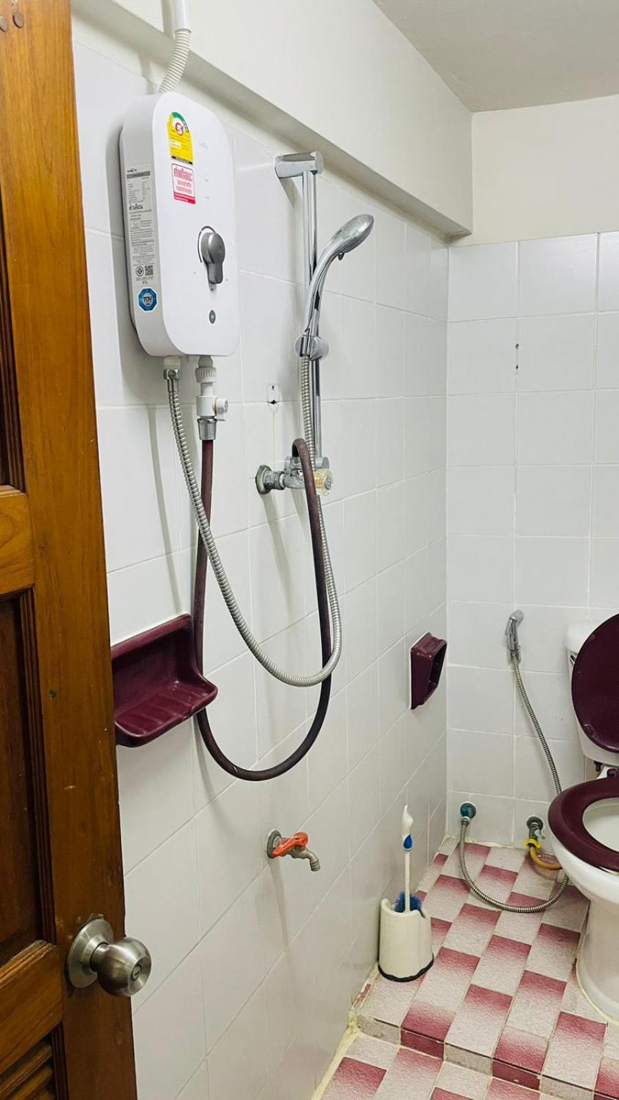 Indian Bites Hostel เชียงใหม่ ภายนอก รูปภาพ