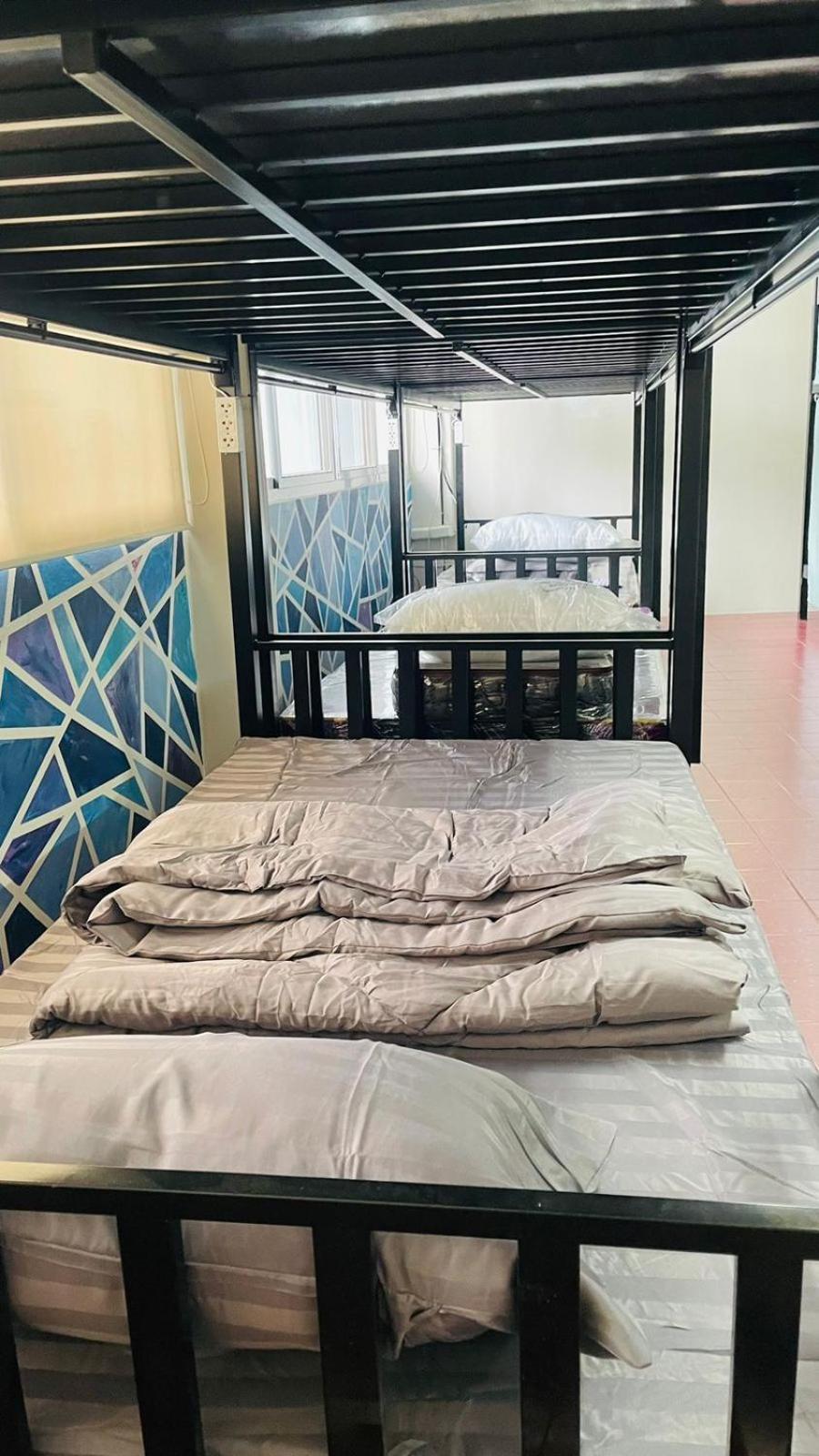 Indian Bites Hostel เชียงใหม่ ภายนอก รูปภาพ